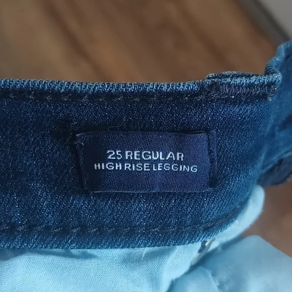 Gap dark wash high rise jeggings in size 25 regular - Picture 6 of 10